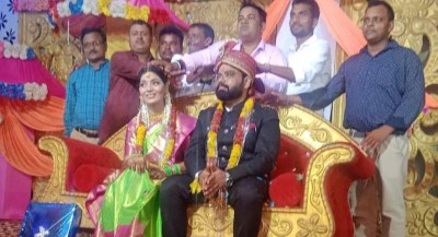 Neha, who sang 'UP Mein Ka Baa...', got married in UP, people slammed him.