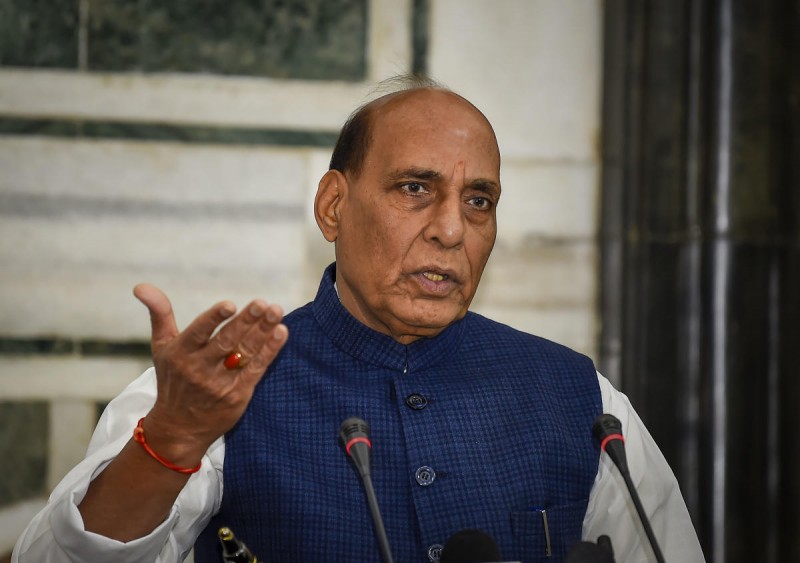 Defense Minister Rajnath Singh calls America, may resolve dispute with China