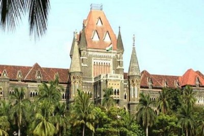Bombay High Court orders strict ban on political rallies during Corona period: Maharashtra govt.