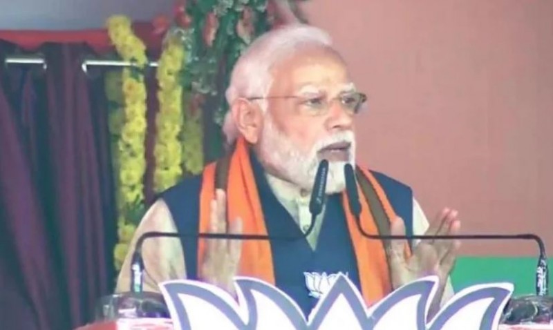 In Varanasi, PM Modi said- 'Whole UP is saying only Yogi will come'
