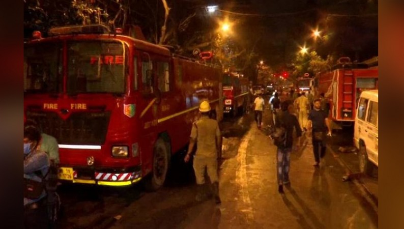 PM Modi and President mourn at Kolkata incident, 9 died