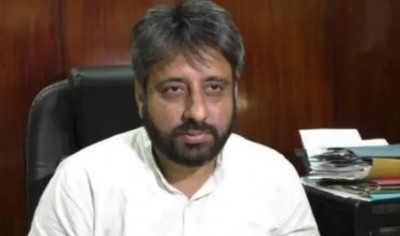 The entire market of Okhla will remain closed today in protest against the arrest of AAP MLA Amanatullah Khan