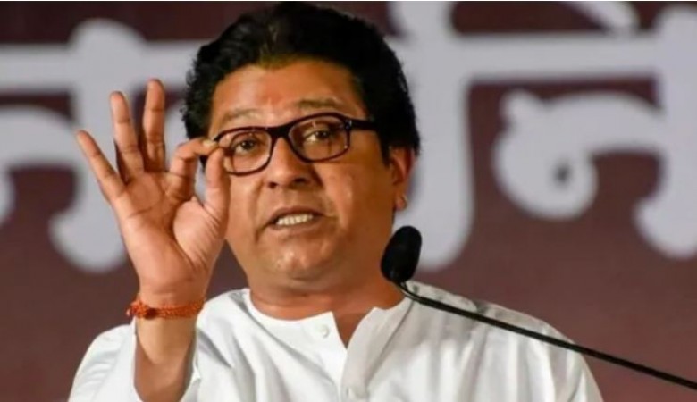 'Matoshree is a mosque, why is it a crime to read Hanuman Chalisa?' Raj Thackeray's attack on Uddhav government