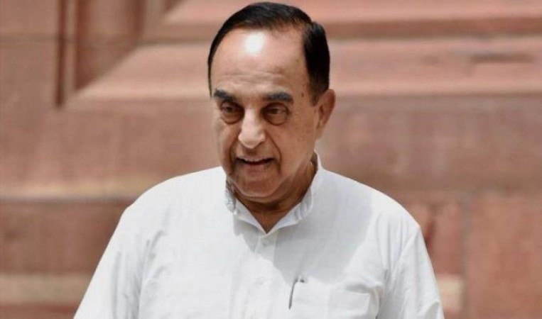 Subramanian Swamy advises Modi government to resolve issue of farmers