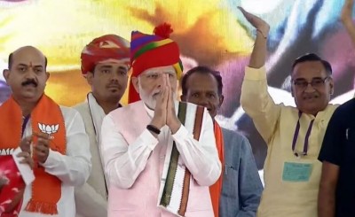 'कांग्रेस सरकार में प्रधानमंत्री के ऊपर भी शासक थे...' राजस्थान में जमकर बरसे PM मोदी