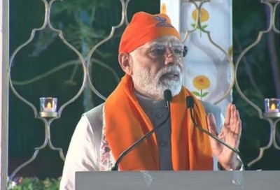 'Showed us the way to live life..,' says PM Modi at Guru Nanak Dev's birth anniversary