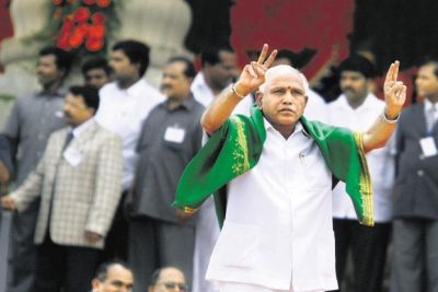 कर्नाटक के 17 अयोग्य विधायक भाजपा में होंगे शामिल, मिल सकता है उपचुनाव का टिकट