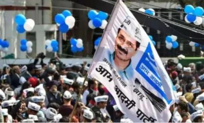 गुजरात: चुनाव से पहले ही AAP को लगने लगा डर, छिपा दिए अपने उम्मीदवार