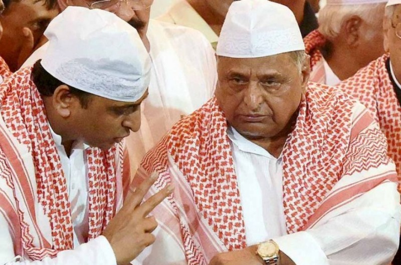 Mulayam Singh Yadav's birthday today, know the controversies related to his political career