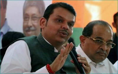 Devendra Fadnavis on claim of Raosaheb Danve says, 'Next swearing-in will be held at an appropriate hour, not at dawn'