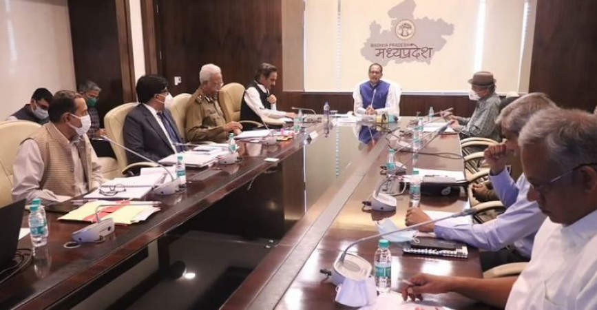 Collector-Commissioner's Conference meeting begins under the chairmanship of CM