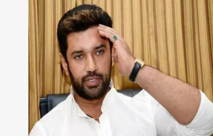 EC freezes LJP's party symbol amid controversy between Chirag Paswan and Pashupati Paras