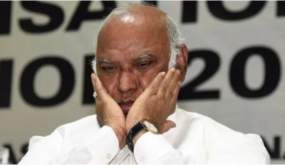 Kharge surrounded saying 'will dance in Muharram', BJP says it is...