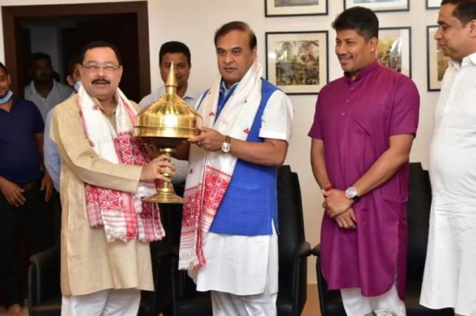 Congress alliance broke in Assam, only Hindu MLA of AIUDF joined BJP