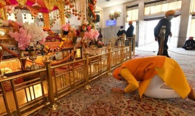 PM Modi greets Sri Guru Granth Sahib on Prakash Parv, Scindia-Hardeep Puri also tweeted