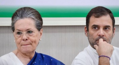 9 expelled Congress leaders writes Sonia to quit familyism