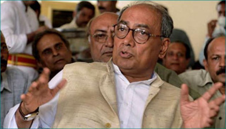 Digvijay Singh now compared RSS with Taliban