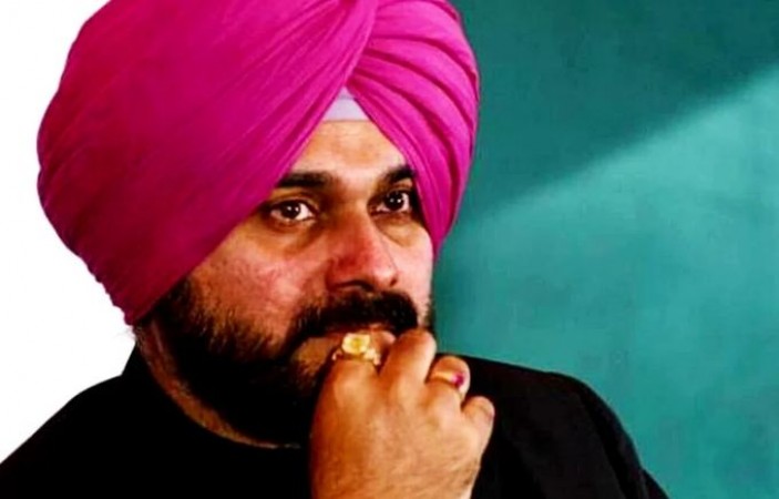 Congress trying to pacify him, but Sidhu not ready to back down