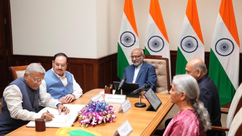 17 अप्रैल को चुना जाएगा राज्यसभा का उपसभापति, NDA द्वारा हरिवंश नारायण सिंह को उम्मीदवार बनाने की संभावना