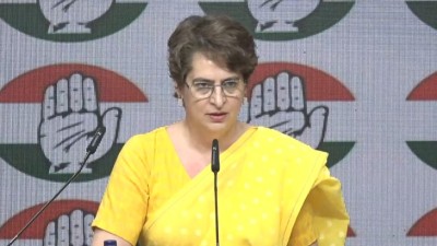 महिला आरक्षण बिल गिरने के बाद प्रियंका गांधी की प्रेस कांफ्रेंस, कहा संविधान और देश की जीत हुई