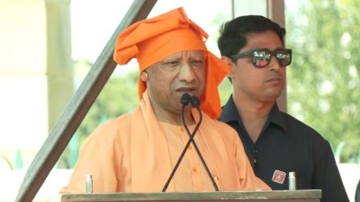 महिला आरक्षण बिल पास न होने पर कांग्रेस और विपक्षी दलों के खिलाफ भाजपा की जन आक्रोश यात्रा