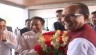 CM शिवराज को बधाई देने उनके आवास पर बेटे संग पहुंचे कमलनाथ, इंटरनेट पर छाया VIDEO