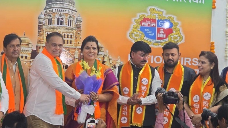 BMC में सत्ता का नया अध्याय : 30 साल बाद भाजपा की मेयर, रितु तावड़े बनीं उम्मीदवार