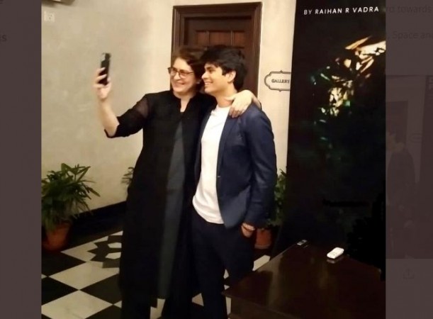 Priyanka Gandhi Vadra Celebrates Son Raihans First Photo Exhibition See Pics Newstrack English 1