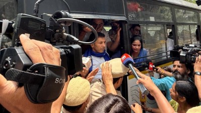 मीनाक्षी नटराजन का नामांकन रद्द होने पर कांग्रेस नेताओं का दिल्ली में सत्याग्रह, राष्ट्रपति को बताया भाजपा एजेंट