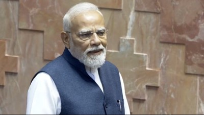 प्रधानमंत्री नरेंद्र मोदी ने राज्यसभा से रिटायर हो रहे सांसदों को दी भावभीनी विदाई