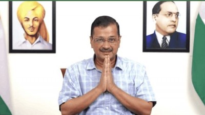 CM Kejriwal congratulates municipal workers on getting jobs confirmed