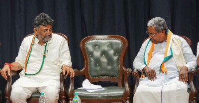 हाईकमान की चेतावनी भी बेअसर ! कर्नाटक कांग्रेस में फिर शुरू हुई 'कुर्सी की जंग' ?