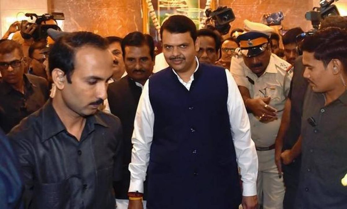 Devendra Fadnavis Announces His Resignation As Chief Minister ...