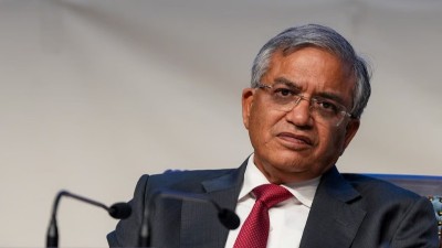 SIR विवाद के बीच ज्ञानेश कुमार पर सियासत तेज, कांग्रेस ने घेरा, NDA नेताओं ने अलग रखी राय