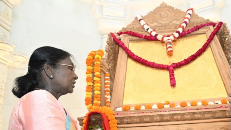 राष्ट्रपति द्रौपदी मुर्मू द्वारा अयोध्या में की गई श्रीराम यन्त्र की स्थापना