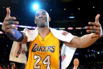 Kobe Bryant's towel sold for 24 lakhs at auction