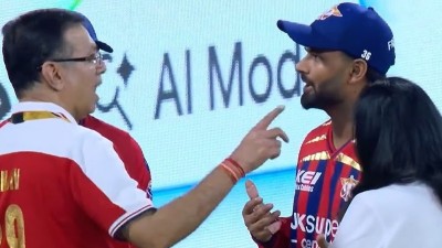 दिल्ली कैपिटल्स से हार के बाद लखनऊ सुपर जायंट्स के मालिक गोयनका और कप्तान पंत के बीच बहस