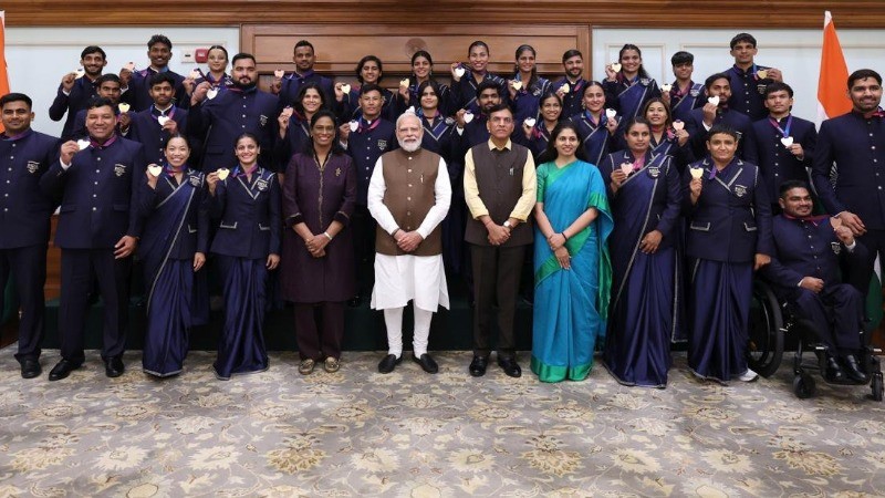 प्रधानमंत्री मोदी ने कॉमनवेल्थ गेम्स के पदक विजेताओं से की मुलाकात, शानदार प्रदर्शन को सराहा