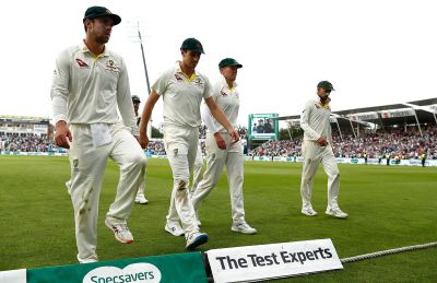 Former Australian captain questions team's combination after defeat against England