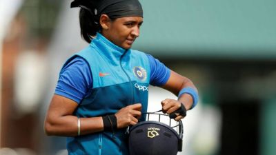 आईसीसी ने घोषित की महिला वनडे और टी-20 क्रिकेट टीम, हरमनप्रीत को मिली कमान