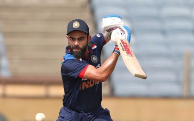 'King Kohli' returns to his form, 71st century to come today?