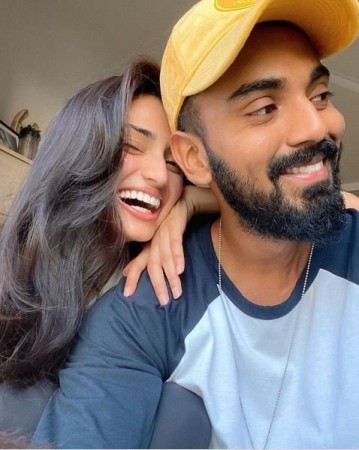 KL Rahul shares a picture with Athiya Shetty’s brother, fans gave such reactions
