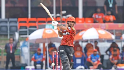 पैट कमिंस बाहर, ईशान किशन के हाथ SRH की कमान, IPL 2026 में पहली बार सभी कप्तान भारतीय