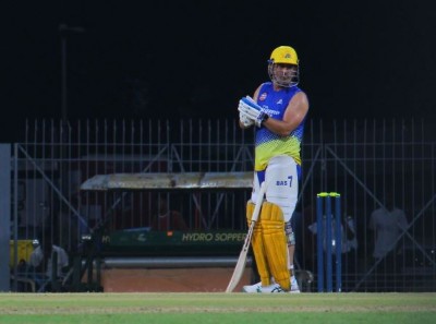 Dhoni was seen hitting a big six on the field even before the start of IPL 2023