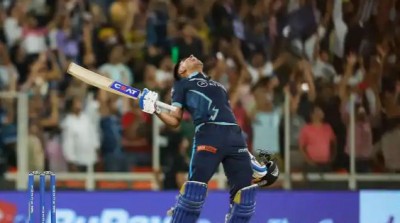 'Shubman Gill' did what Dhoni-Kohli couldn't, became first batsman in IPL history