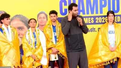 एशियन गेम्स के पदक विजेताओं का तमिलनाडु के खेल मंत्री आधव अर्जुन ने किया सम्मान