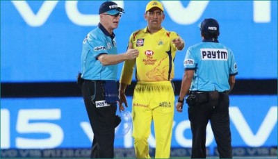 IPL 2020: Dhoni's anger erupted during the match, fiercely debated with field umpire