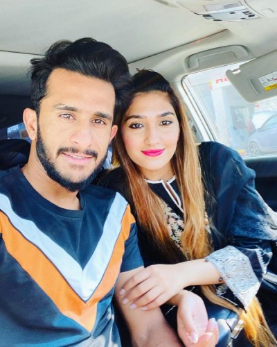 Hasan Ali with wife Samyah announces birth of first child