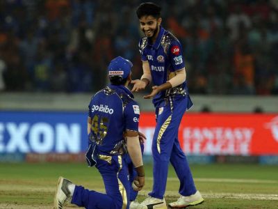 IPL 2018: Mayank keeps Kohli's bat on silent mode