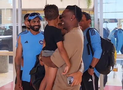 Special Welcome for India Players: Dwayne Bravo and Son Greet Team at Hotel